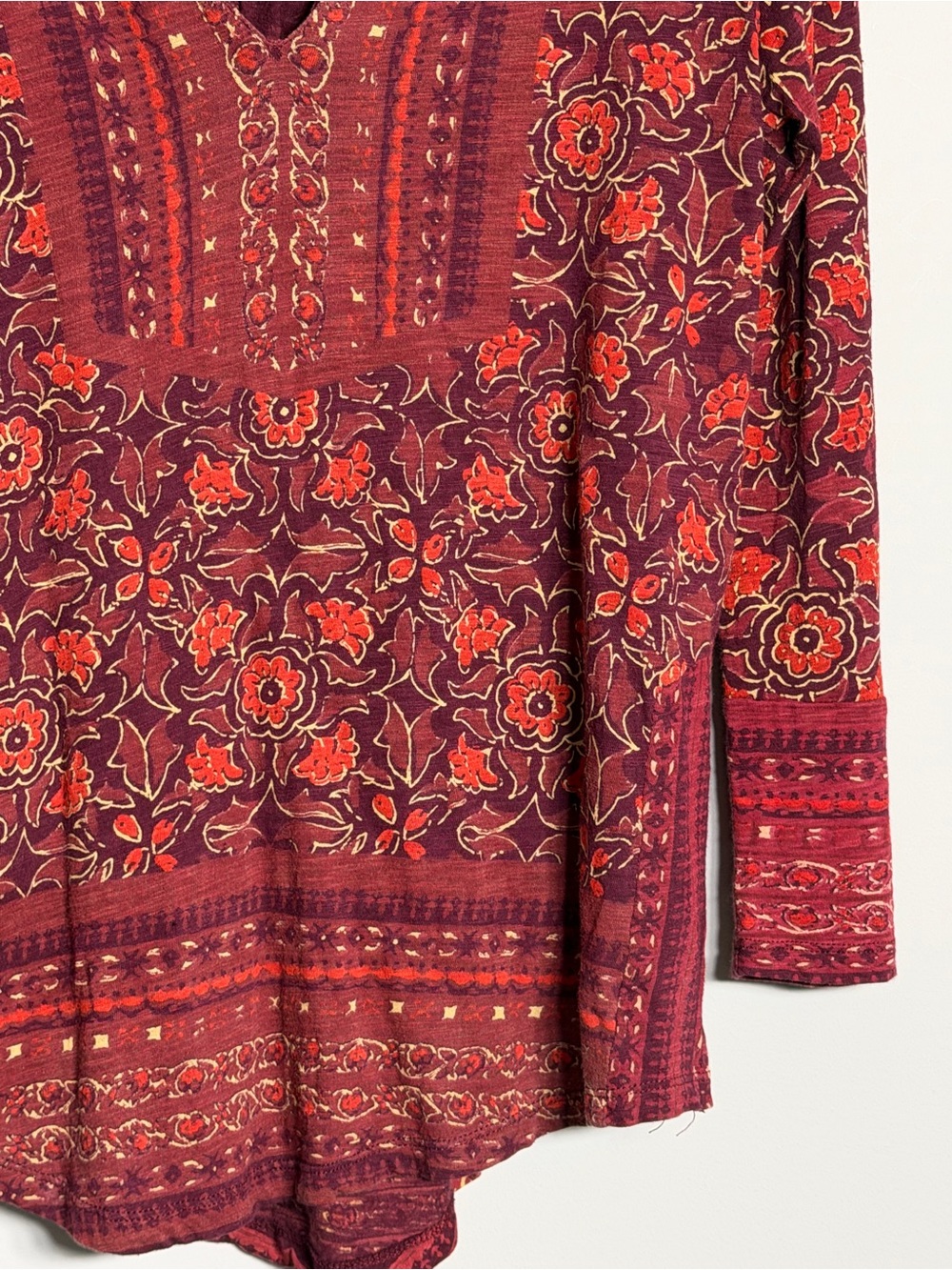 Lucky Brand Burgundy Floral Embroidered V-Neck Tunic Size S - Picture 6 of 6